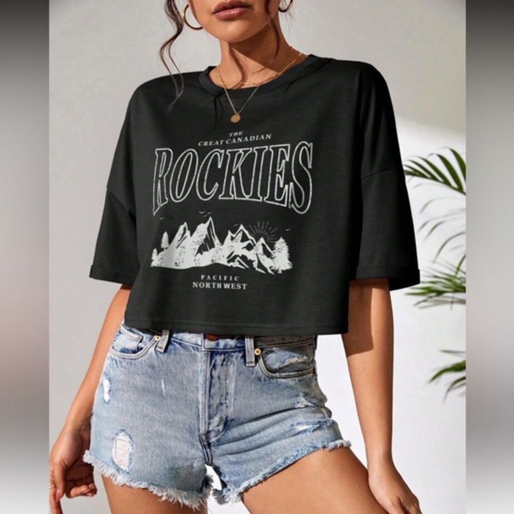 SHEIN || NWOT Rockies Crop Tee (M)